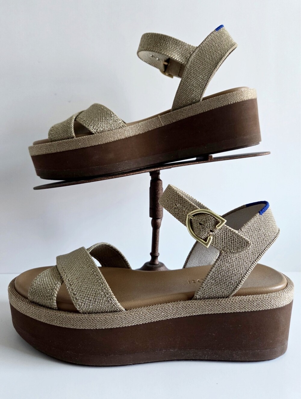 Rothy's Criss-Cross Metallic Gold/ Tan & Camel Platform Sandals, Size 6 - Picture 15 of 16